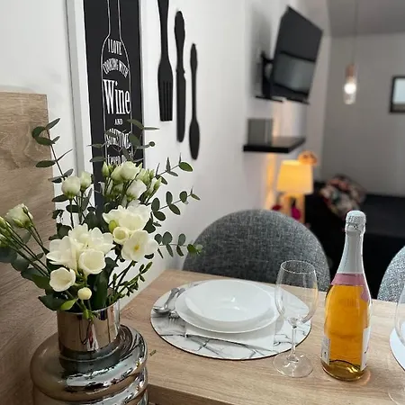 Apartman's M4 By The Sea * Kali