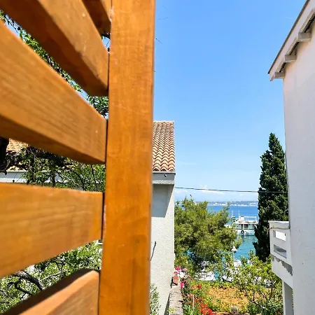 Apartman's M4 By The Sea