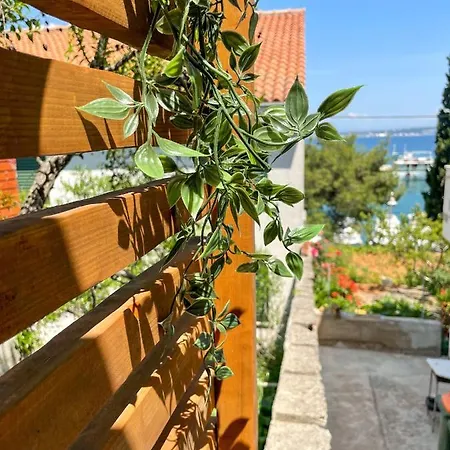 Apartman's M4 By The Sea Daire Kali