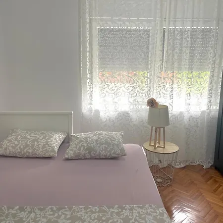 Apartman's M4 By The Sea Kali