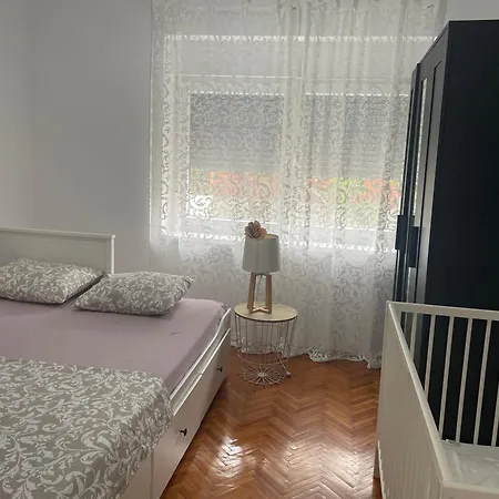 Apartman's M4 By The Sea Kali