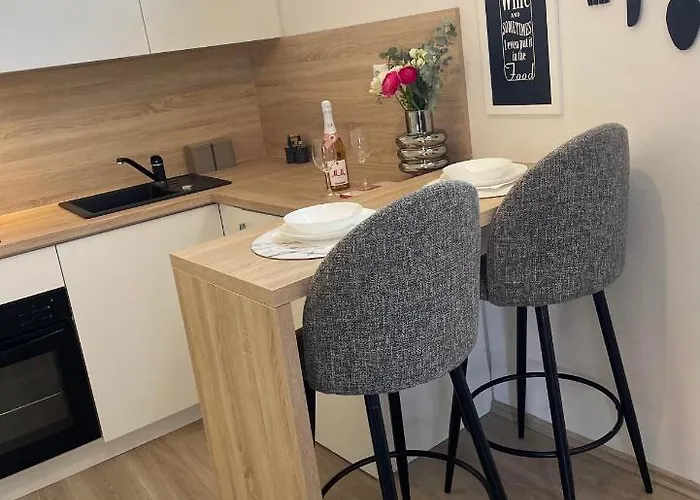 Apartman's M4 By The Sea * Kali