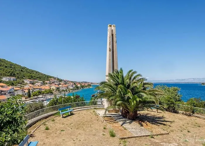 Apartman Apartman's M4 By The Sea *