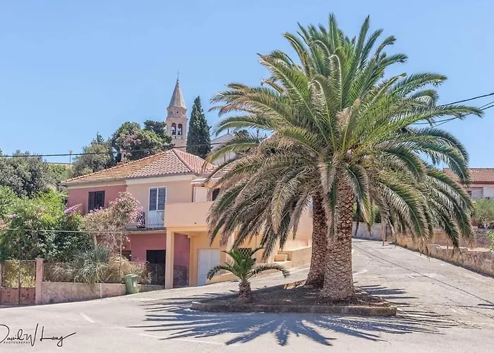 Apartman's M4 By The Sea * Kali