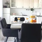Апартаменты Apartman's M4 By The Sea *