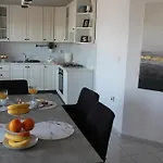 Apartman's M4 By The Sea