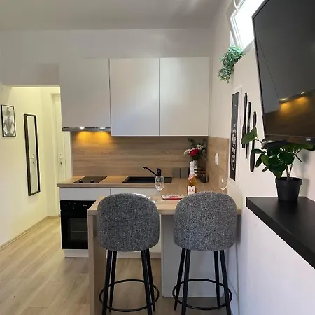 Apartment S M4 With The View