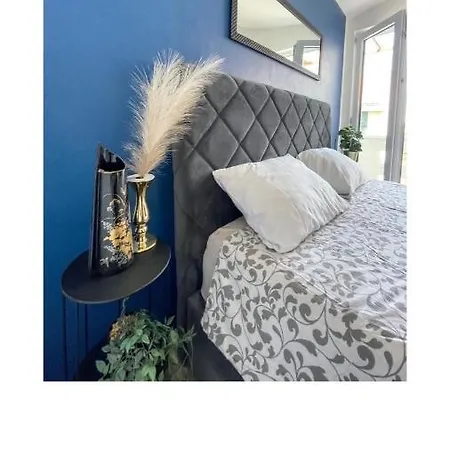 Apartman's M4 By The Sea Apartament *