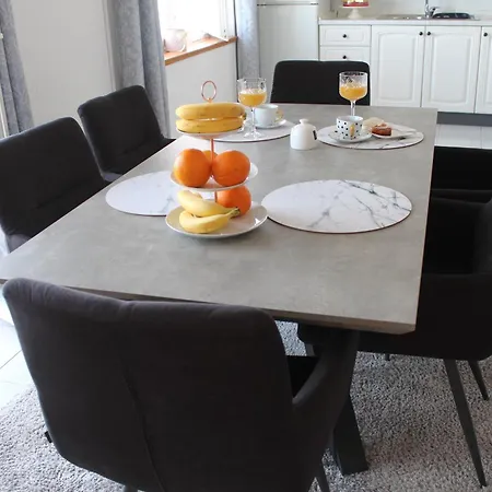 Apartman's M4 By The Sea Apartament