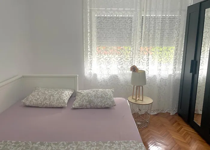 Apartman's M4 By The Sea Kali